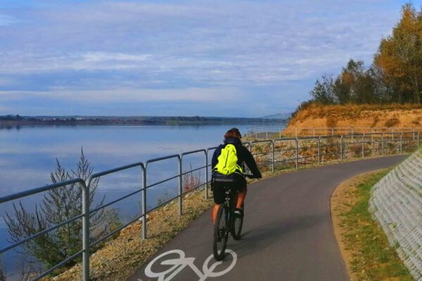 wycieczka-rowerowa-veloczorsztyn-biketrip